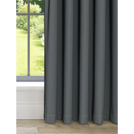 Berneo gordijn - Antraciet met dubbele plooi gemaakt van Polyester in de kleur Zwart